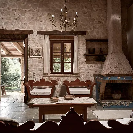 Vafias - Tranquil Location, Ideal For Large Groups, By Zantewize *