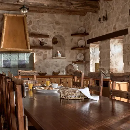 Vafias - Tranquil Location, Ideal For Large Groups, By Zantewize