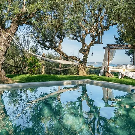 Vafias - Tranquil Location, Ideal For Large Groups, By Zantewize *