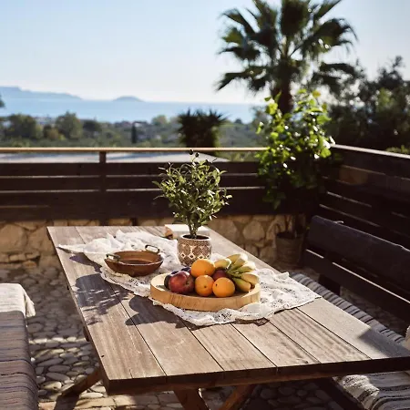 Villa Vafias - Tranquil Location, Ideal For Large Groups, By Zantewize *