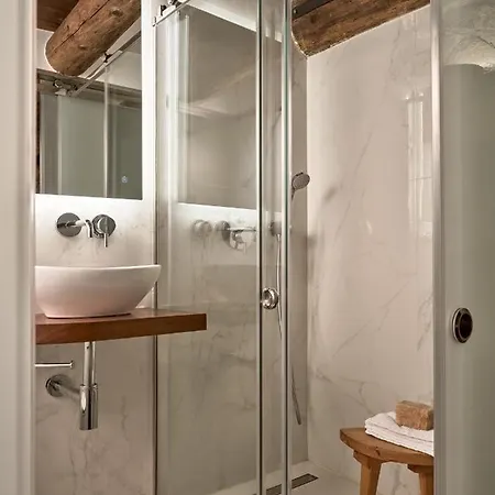 Vafias - Tranquil Location, Ideal For Large Groups, By Zantewize Villa