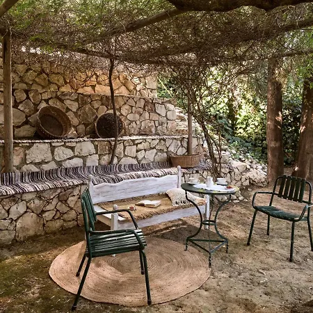 Vafias - Tranquil Location, Ideal For Large Groups, By Zantewize Villa