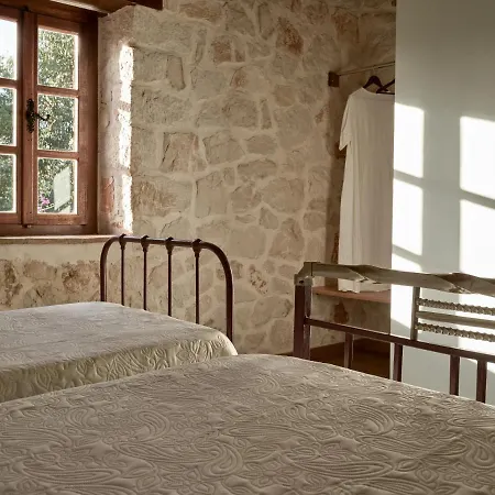 Vafias - Tranquil Location, Ideal For Large Groups, By Zantewize Villa