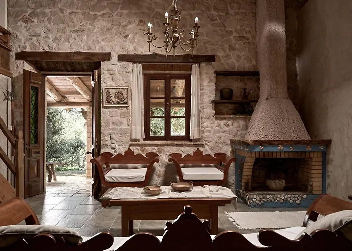 Vafias - Tranquil Location, Ideal For Large Groups, By Zantewize *